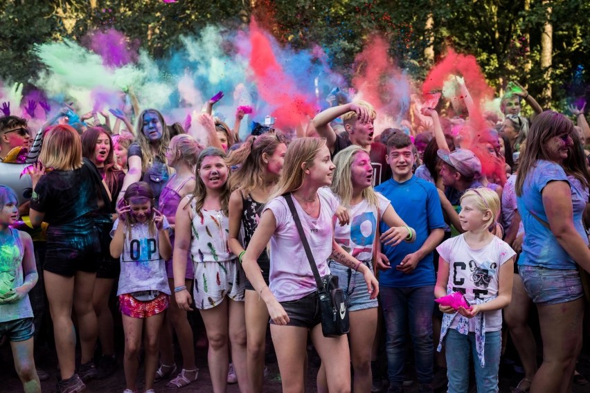 Pożegnanie Lata i kolorowy Holi Festival w Myślęcinku w Bydgoszczy [zdjęcia]
