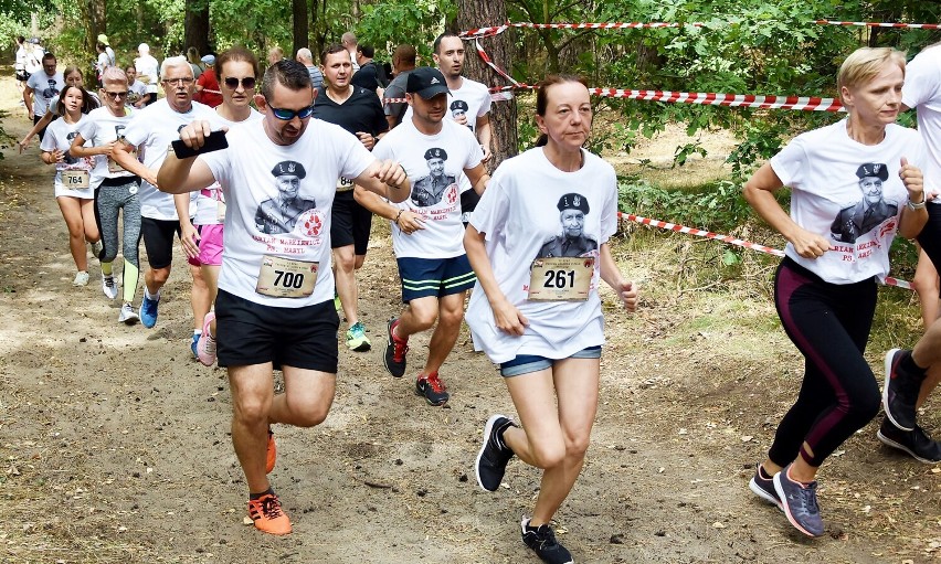 Biegi. Nad Jeziorem Piaszczystym w Pile odbył się VI Bieg Tropem Wilczym. Zobaczcie zdjęcia (cz. 1)