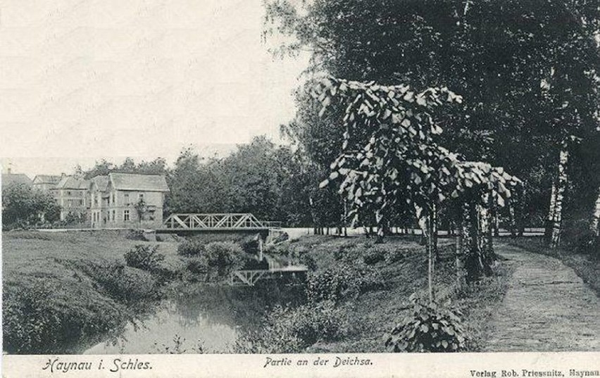Biały Most nad Skorą to najstarszy most łączący Stare Miasto...