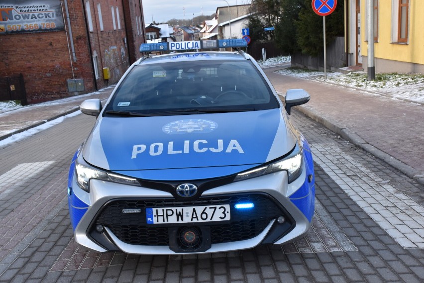 Policja w Sławnie kontroluje kierowców w różnych rejonach p. sławieńskiego
