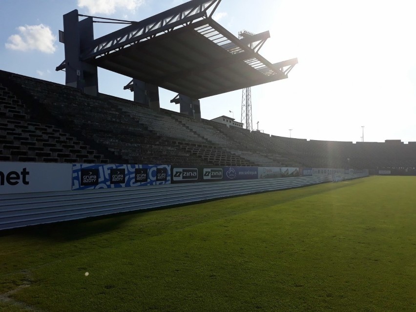 Jak budowali trybunę południową i zachodnią na stadionie...