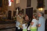 Błogosławieństwo lourdzkie chorych w Żukowie - kończy się nawiedzenie kopii figury MB z Lourdes