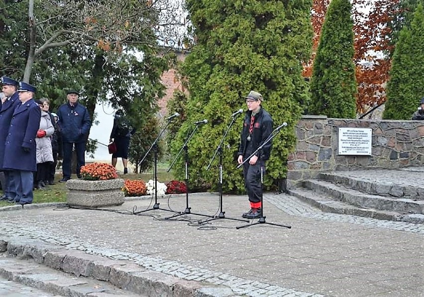 Święto Niepodległości 2018. Tak mieszkańcy Sztumu uczcili setną rocznicę odzyskania przez Polskę niepodległości [ZDJĘCIA]
