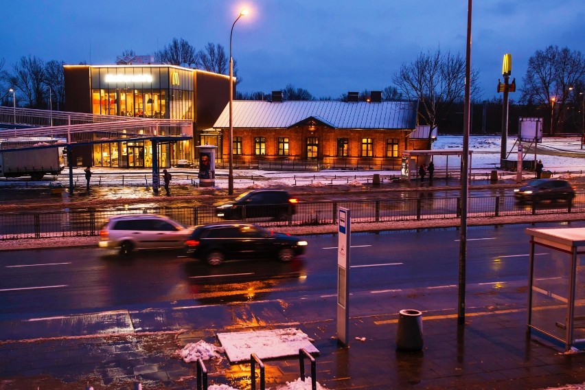 W Warszawie otworzyli McDonald’s w XIX-wiecznym budynku. To połączenie tradycji z nowoczesnością