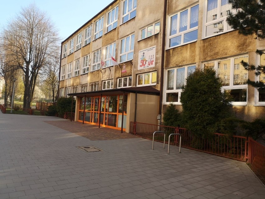 Strajk nauczycieli w Częstochowie. Egzaminy odbędą się w 23 miejskich szkołach [LISTA SZKÓŁ]