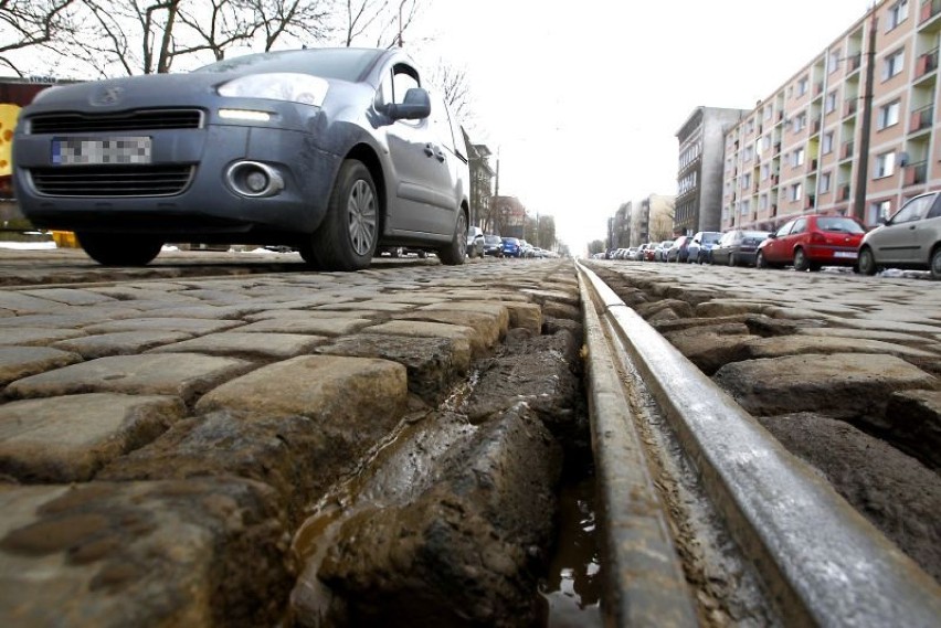 Tramwaje bliżej dworca nie pojadą. Radni zapoznali się z ...