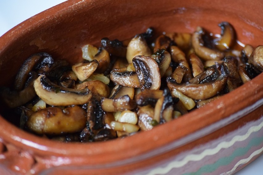Sos ze świeżych grzybów. Jak zrobić sos z grzybów leśnych?