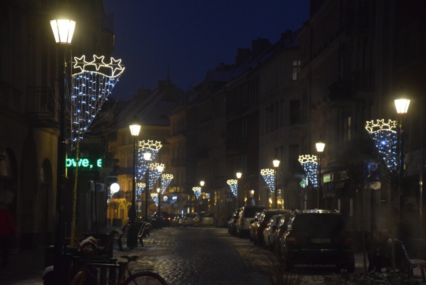 Piękne świąteczne iluminacje w Kaliszu. Nasze miasto bierze...