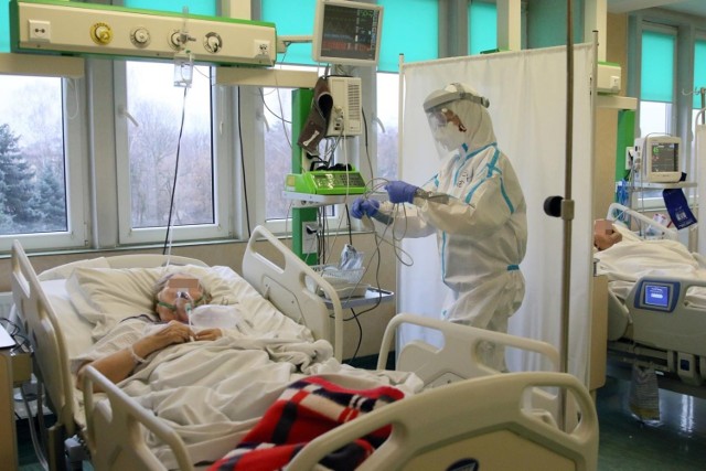 Prezydent Michał Zaleski poinformował, że 1/4 pacjentów trafiających na oddziały covidowe umiera

