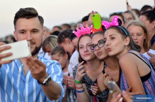 W Lisewie zagrają m.in. Łobuzy. Zobaczcie na kolejnych slajdach zdjęcia z ostatniego koncertu organowego w Chełmnie