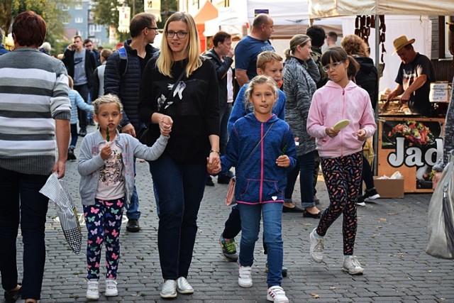 Włodawa. Trwa Festiwal Trzech Kultur. Tłumy w centrum miasta