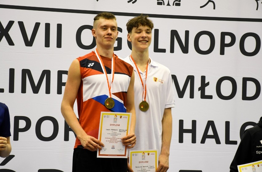 Olimpiada młodzieży w badmintona - Piotrków 2021. Dwa medale...