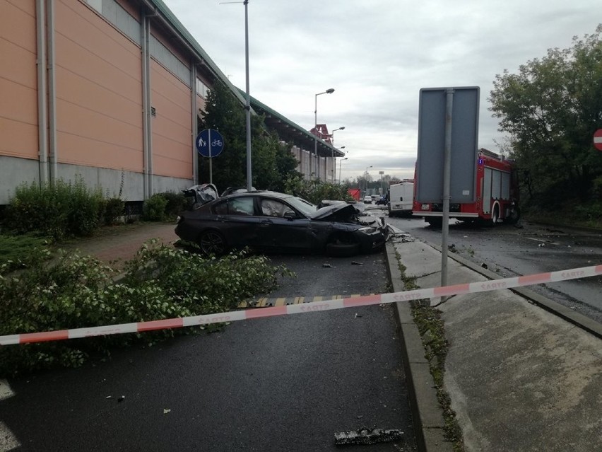 Wypadek na DTŚ w Katowicach. Przy Auchan zginęła kobieta