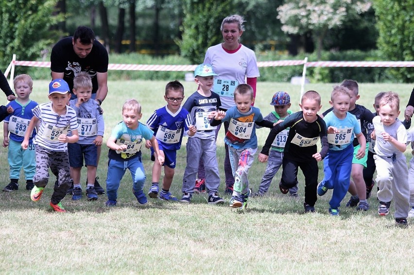 Mini bieg przedszkolaków na VIII Eco Crossie 2017 w Złotowie