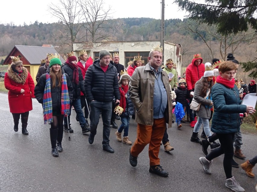 Orszak Trzech Króli w Sufczynie koło Birczy [ZDJĘCIA]