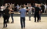 Dyrektor Domu Kultury we Włoszczowie uczy tańczyć