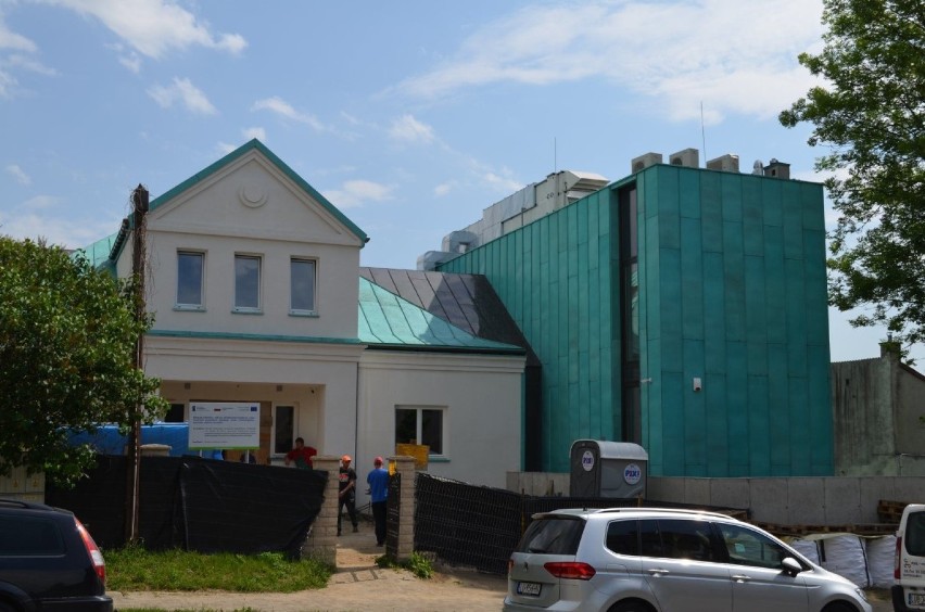 Budowa Muzeum Regionalnego w Kraśniku. Coraz bliżej otwarcia! Zobacz zdjęcia 