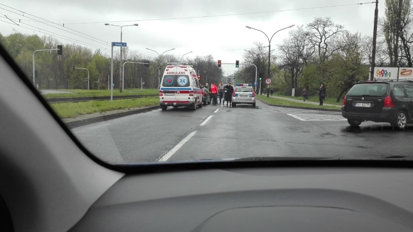 Sosnowiec: Trzy wypadki i korki. Uważajcie na drogach! [ZDJĘCIA]