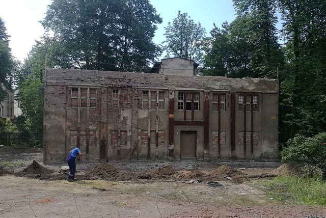 Łazienki III w Jastrzębiu: ruszył remont dawnej atrakcji w Parku Zdrojowym