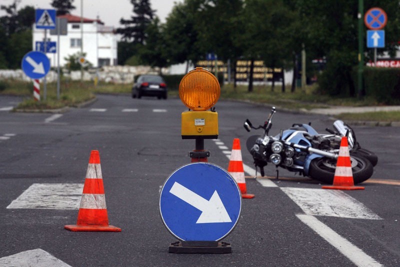 Legnica: Ranny motocyklista(ZDJĘCIA)