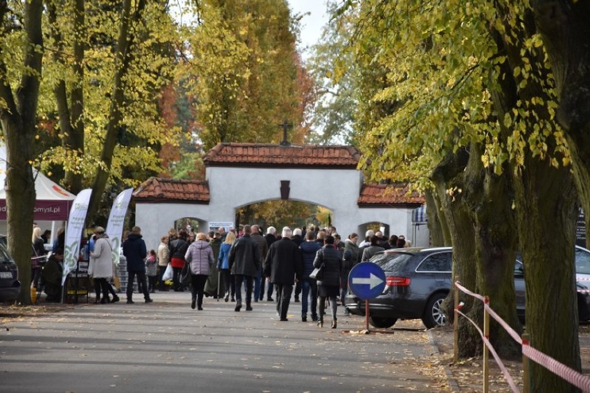 Wszystkich Świętych w Nowym Tomyślu i Michorzewie