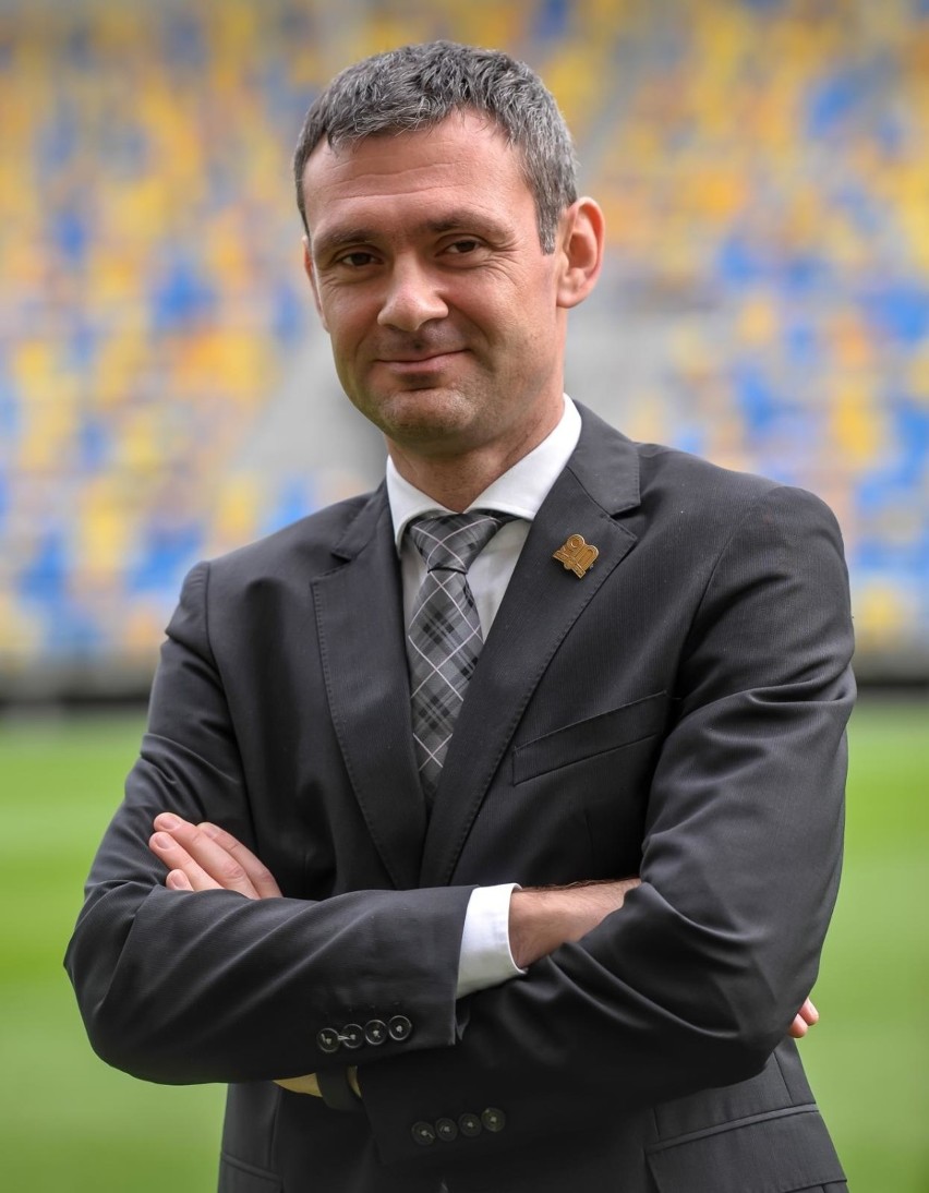 Aleksandar Rogić zastąpił na stanowisku trenera Arki Gdynia...