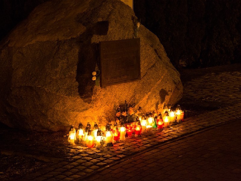 Lębork: Kibice uczcili rocznicę śmierci papieża Jana Pawła II