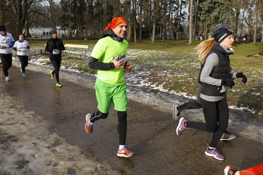 Bieg Wedla 2019. Zdjęcia uczestników biegu na dystansie 9 kilometrów [FOTORELACJA]