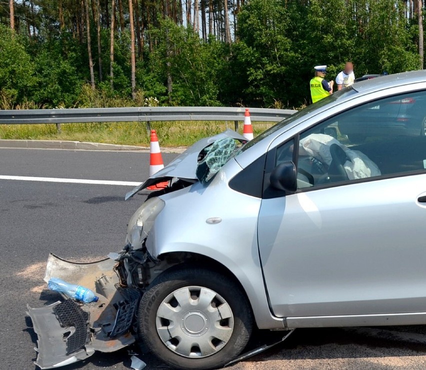 Na autostradzie A1 koło Barłożna zderzyły się 3 auta ZDJĘCIA 