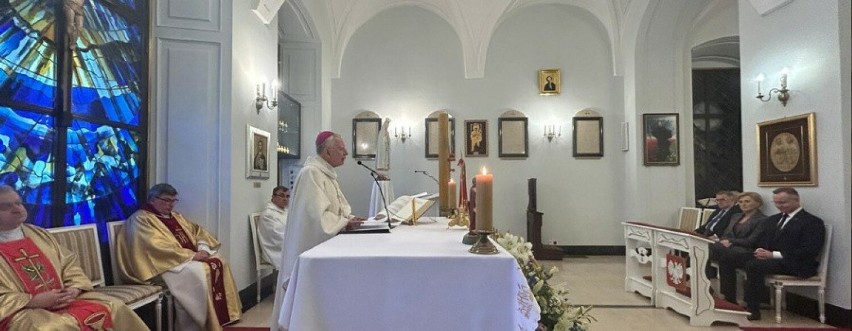 Abp Marek Jędraszewski przekazał relikwie św. Floriana i św....