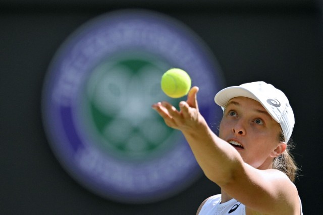 Iga Świątek żegna się z Wimbledonem