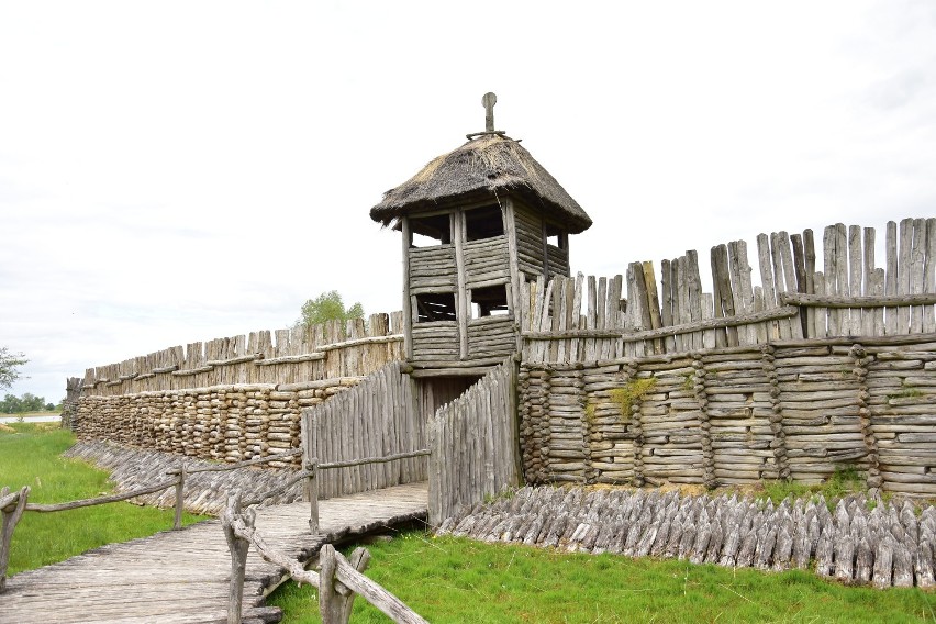 Muzeum Archeologiczne w Biskupinie. Historia i krótki, subiektywny spacer [zdjęcia]