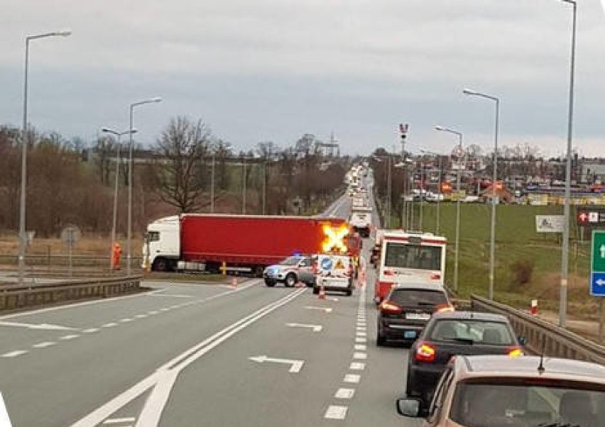 Wypadek na autostradzie w Zgorzelcu