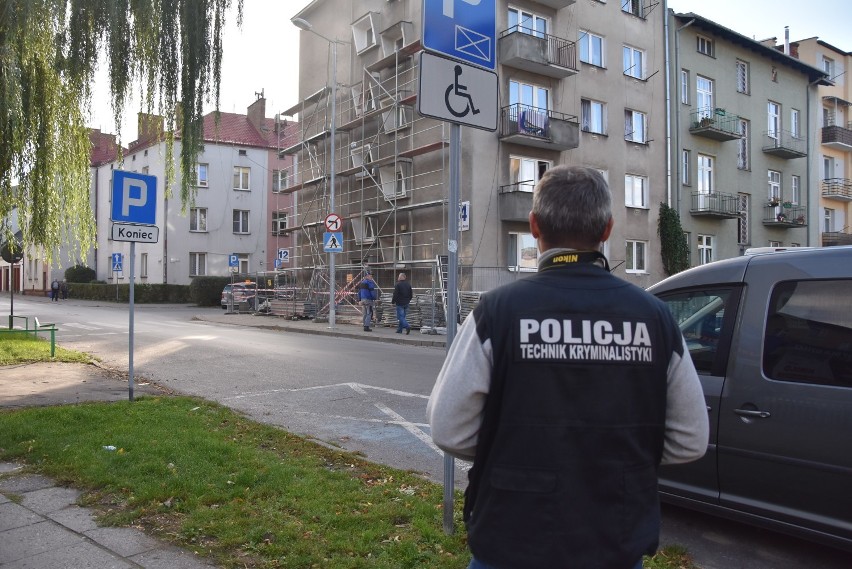 Tragiczny wypadek na budowie w centrum Tarnowa. Robotnik spadł z rusztowania. 34-latek zmarł w szpitalu [ZDJĘCIA] 7.10.2020