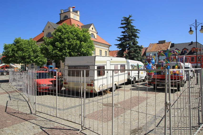 Lunapark na placu Kościuszki w Łęczycy