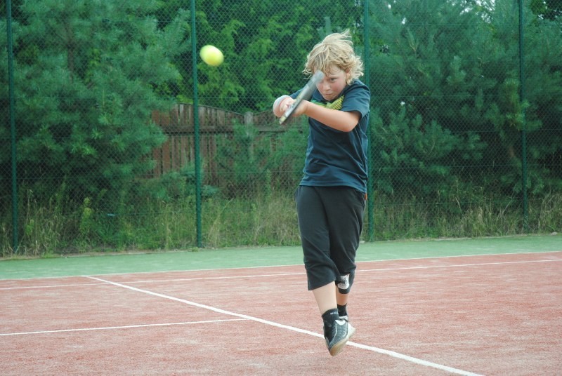 Turniej tenisa w Cichowie