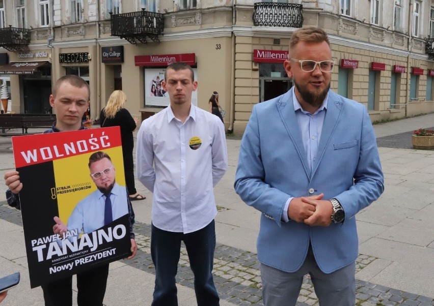 Paweł Tanajno przyjechał w poniedziałek do Radomia, aby...