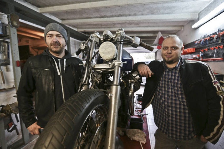 Miłośnicy motocykli z Zielonej Góry tworzą swoją motoryzacyjną markę. To Skull Customs [wideo]