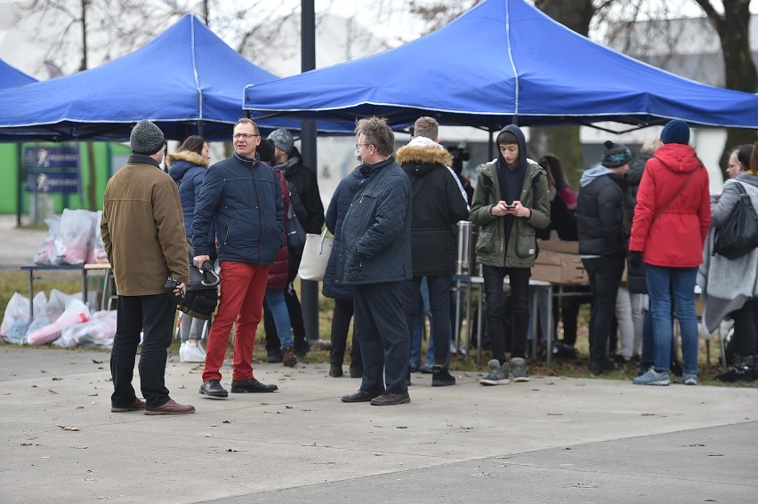 Bieg Gwiazdkowy przy leszczyńskim stadionie odbył się już 23 raz [ZDJĘCIA]