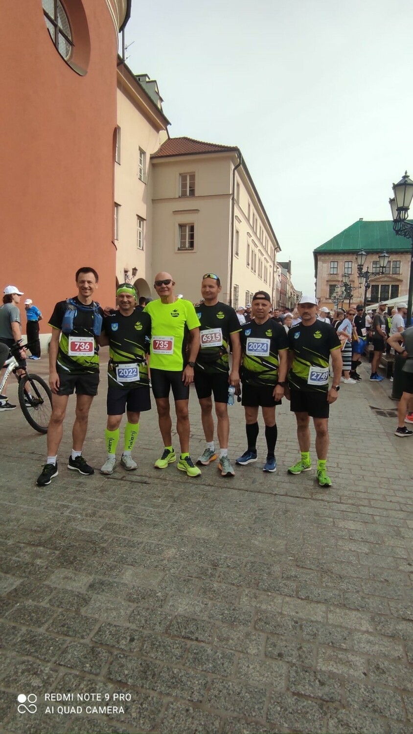 Zawodnicy Witaru Tarnobrzeg na Cracovia Maraton w Krakowie. Jak im poszło? Zobacz zdjęcia