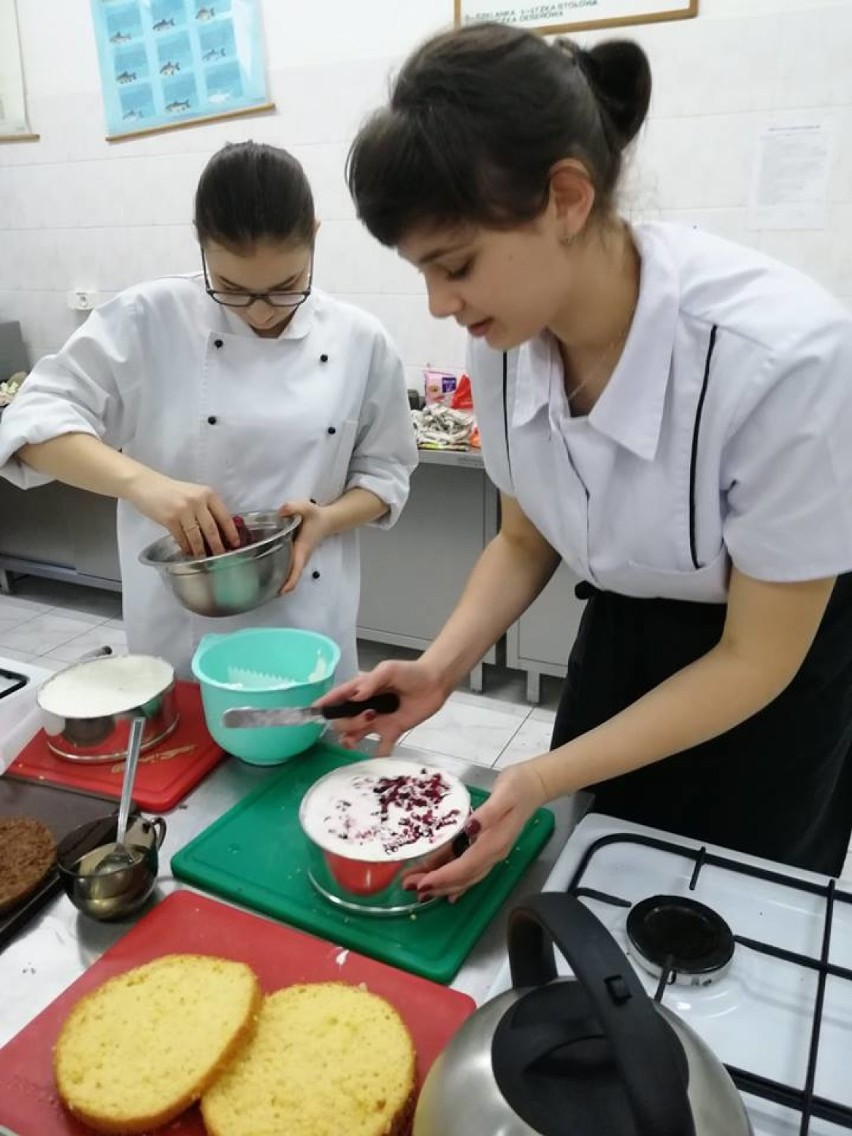 Bełchatów. Torty jak marzenie w ZSP nr 4 [ZDJĘCIA]