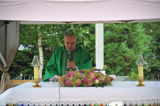 Krzyż w Zimnych Zdrojach: Zobacz ZDJĘCIA z mszy świętej