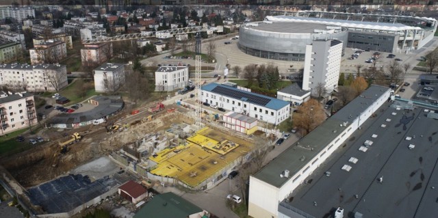 Blok mieszkalny o podwyższonym standardzie powstaje niedaleko radomskiego Centrum Sportu.