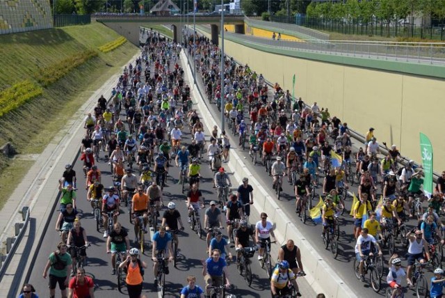 Gdyński Nocny Przejazd Rowerowy 2014 - rowerzyści pojadą nie w dzień, ale nocą