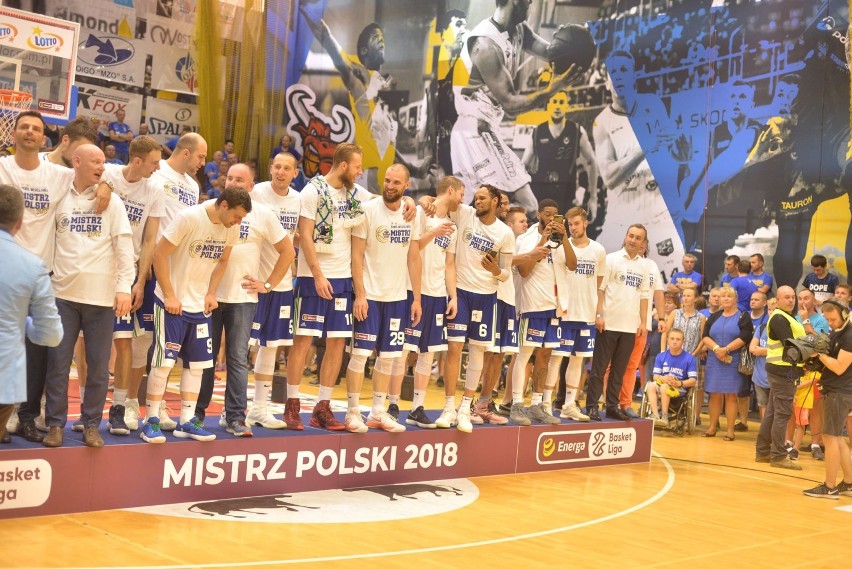 BM Slam Stal Ostrów Wielkopolski - Anwil Włocławek. Mecz nr 6 - finał EBL 2018. Anwil na podium [zdjęcia] 