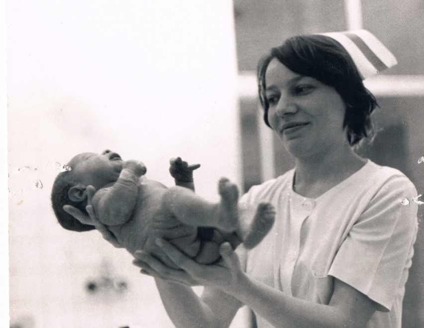Bożena Kozak podczas pracy w leszczyńskim szpitalu