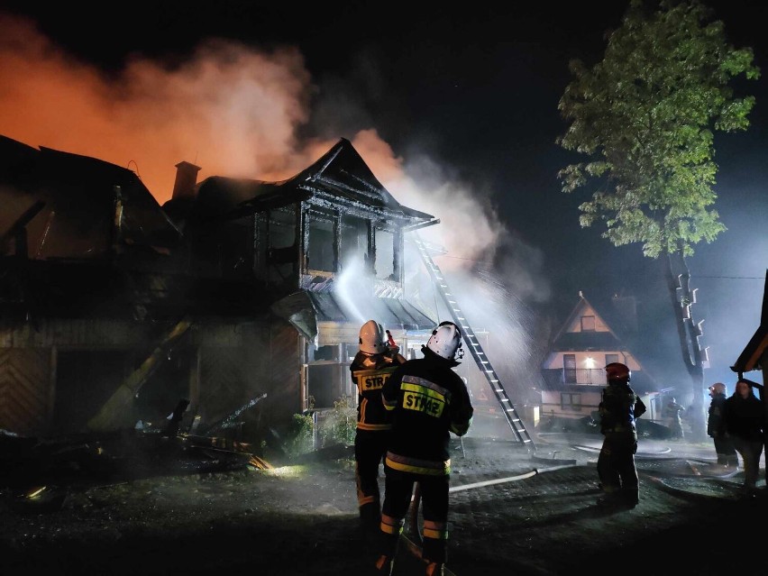 W nocy z 17 na 18 lipca wybuchł pożar drewnianego domu w...