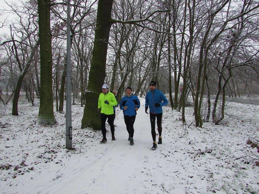 73. rocznica pomordowania mieszkańców Marchwacza. Obchody na Mogile i w szkole [FOTO]