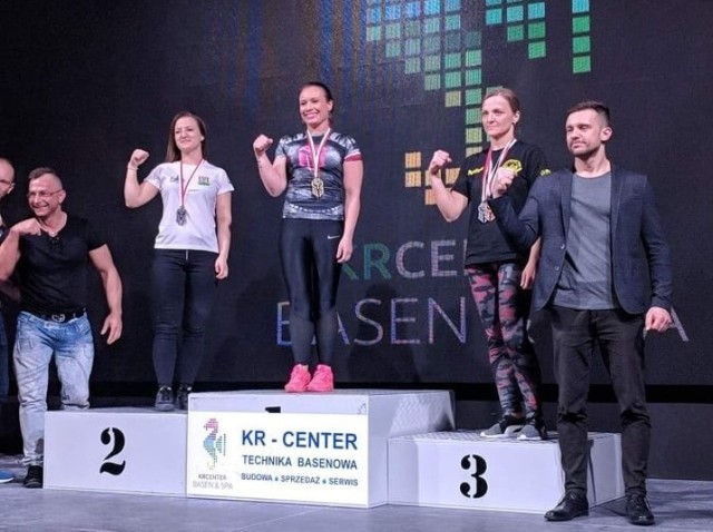 Katarzyna Zaniewska i Magdalena Misztalewska triumfowały na XIX Mistrzostwa Polski w Armwrestlingu.