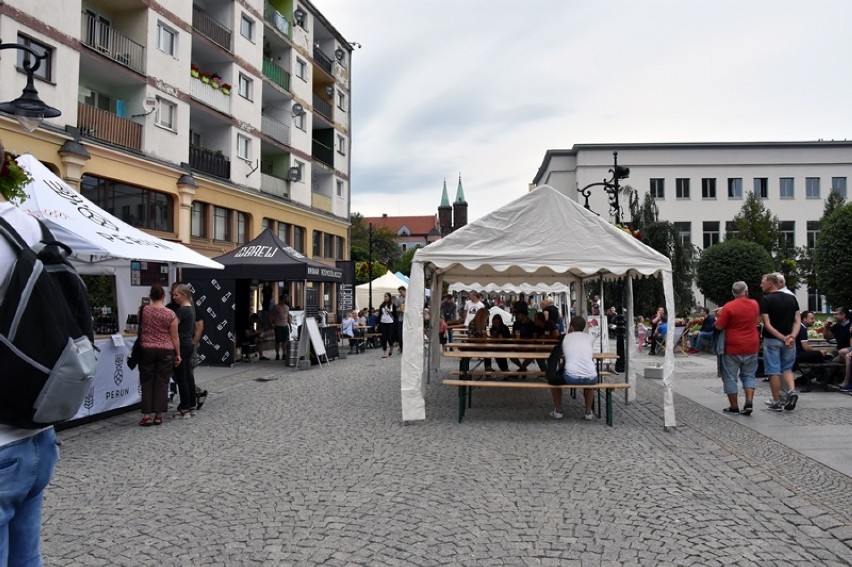  Lotny Festiwal Piwa i Food Trucki w Legnicy [ZDJĘCIA]